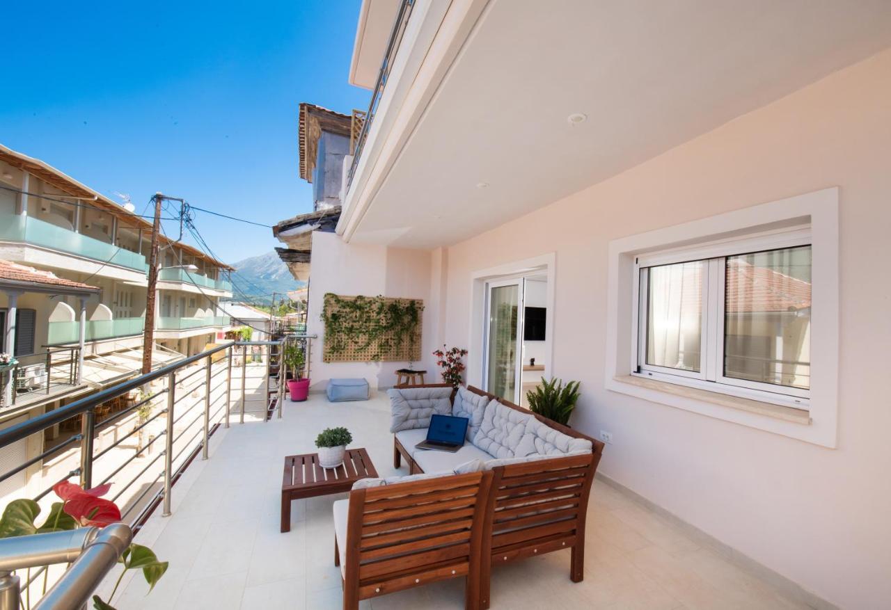 Peratzada Apartments Vasiliki  Ngoại thất bức ảnh